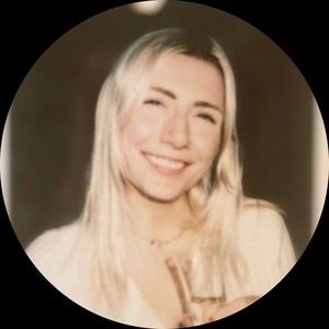 Meet your Posher, Madelyn